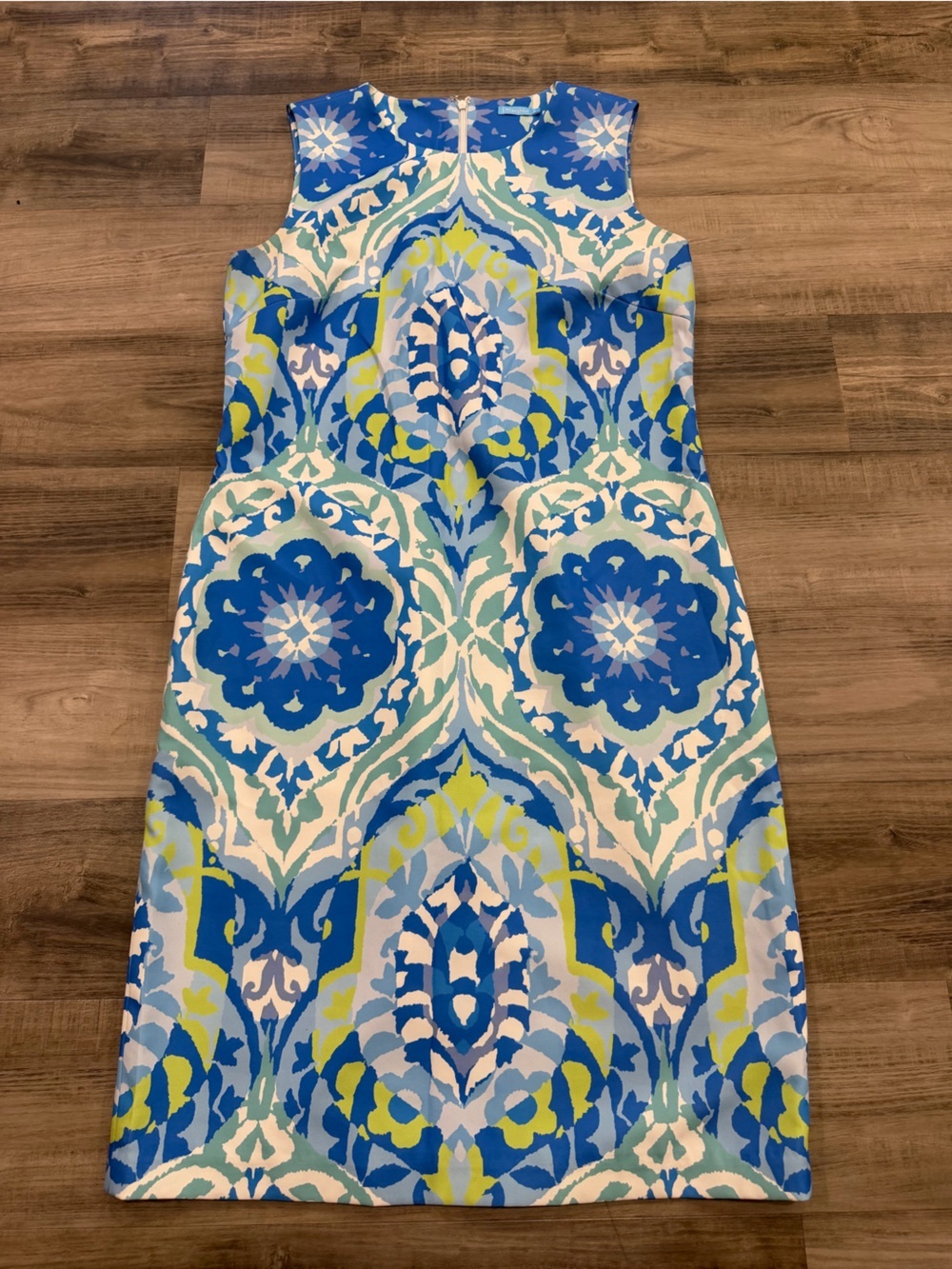 J. McLaughlin Dress Size 8 Blue Green Floral Medallion Print